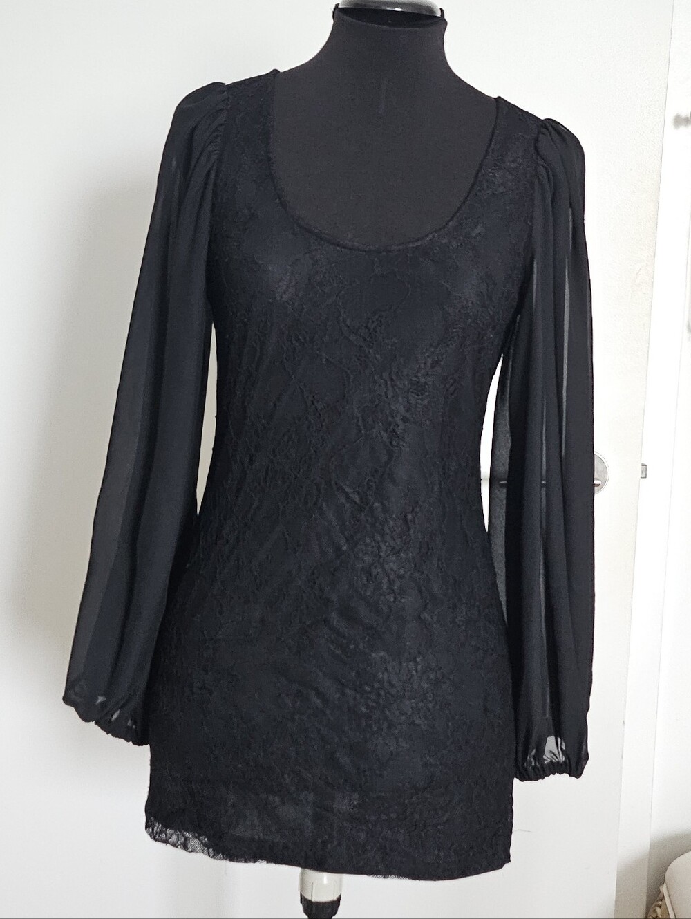 Duras Gyaru Japan Black Lace Mini Dress with Sheer Long Bishop Sleeves